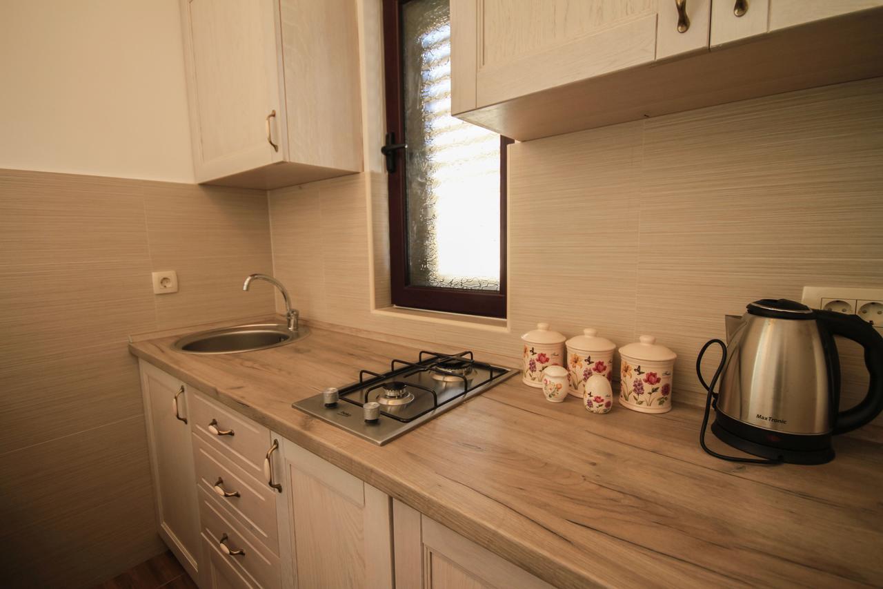Apartments Four Countesses Virpazar Luaran gambar