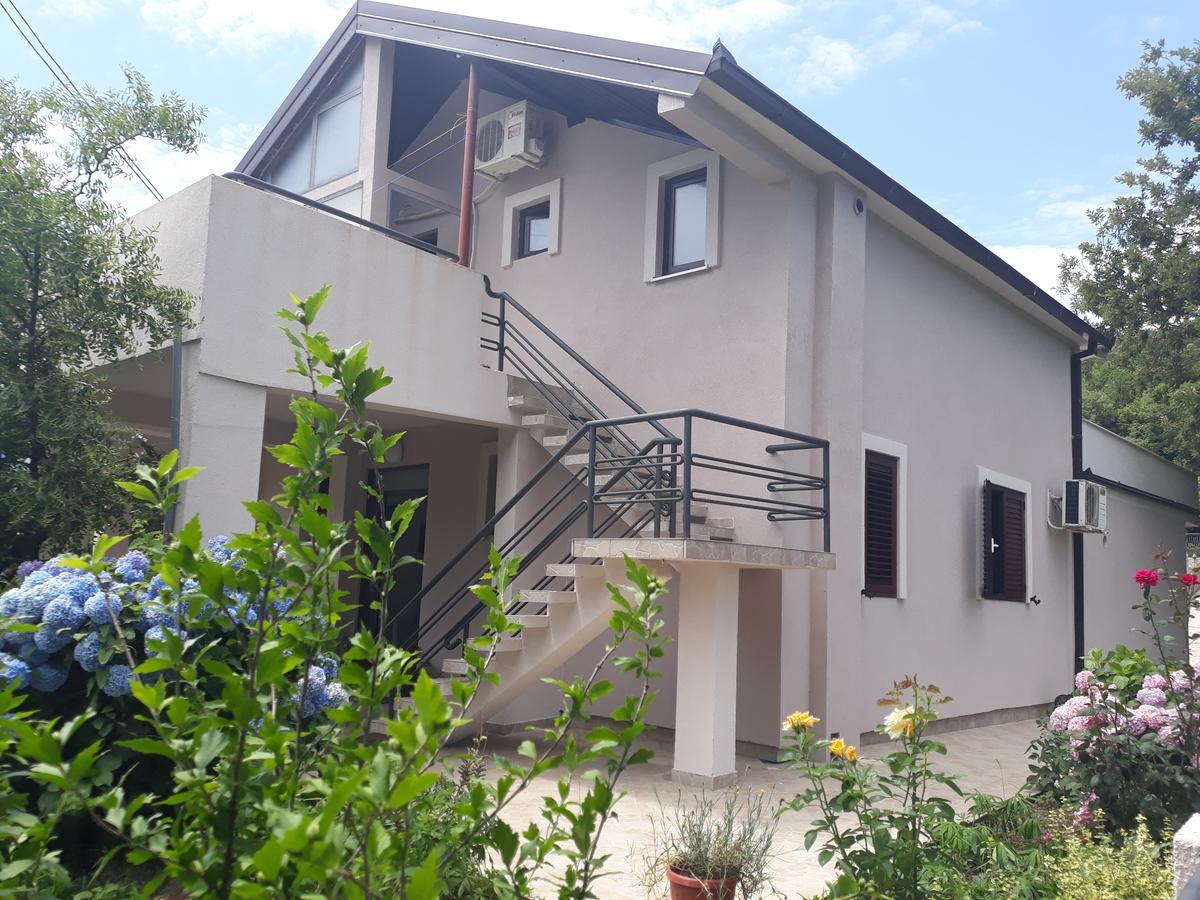 Apartments Four Countesses Virpazar Luaran gambar
